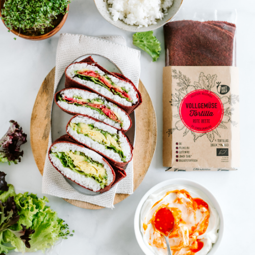 Vegan beet sushi sandwich with fermented vegetables